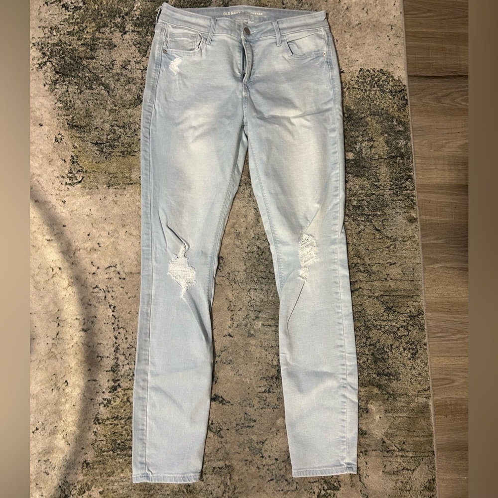 Old Navy Light Washed skinny jeans
